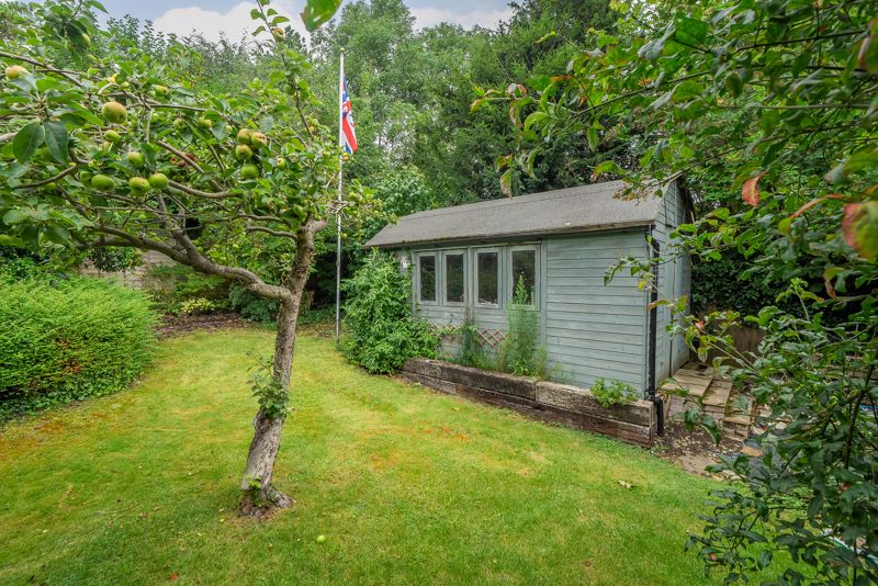 Shed- click for photo gallery